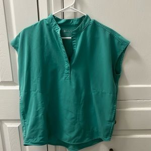 Figs surgical green scrub set